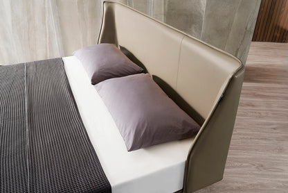 Gainsville GC1733 Comfortable Luxury Queen Bed