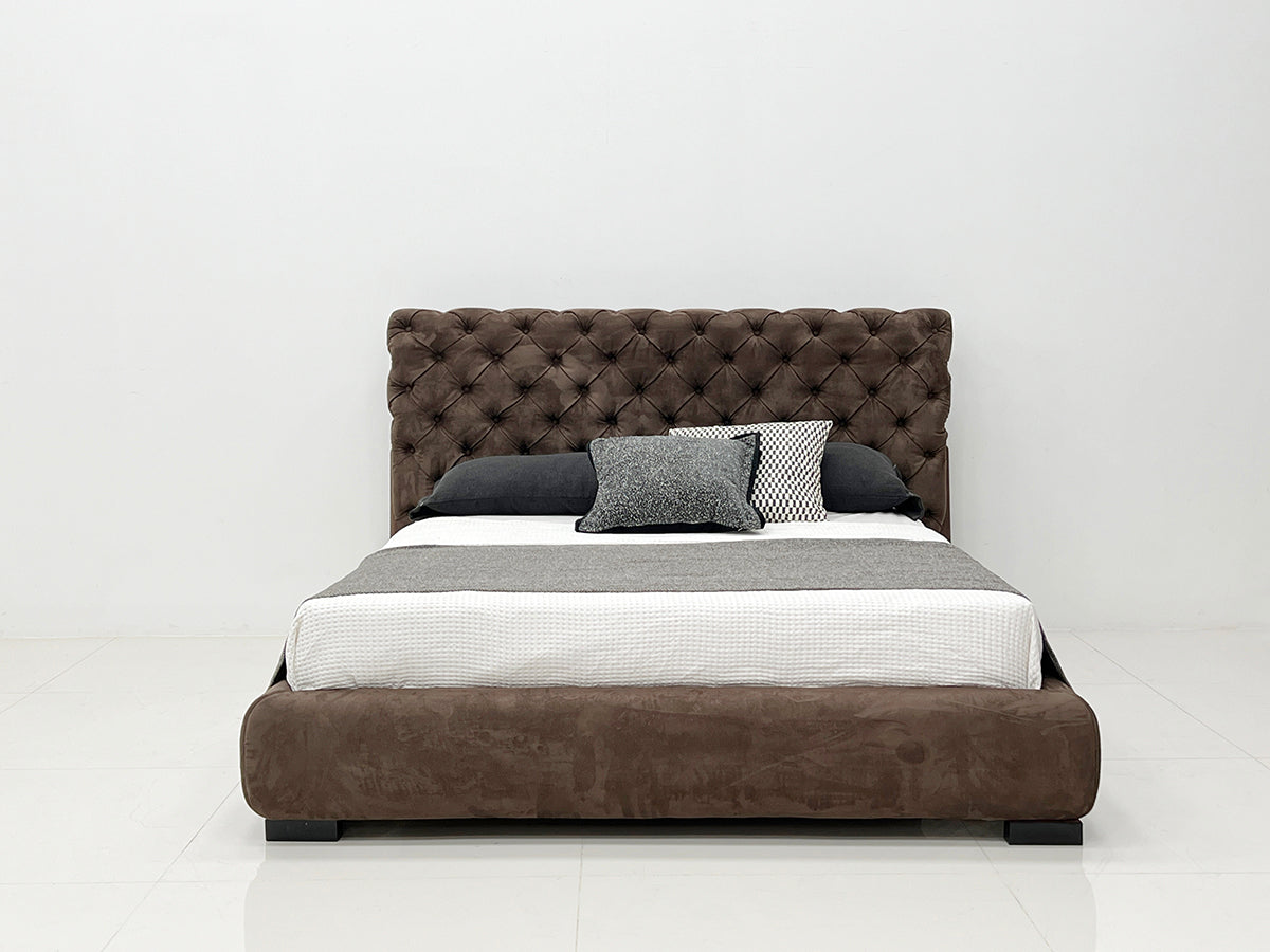 Gainsville GC2127 Italian Luxury Leather Upholstered Bed