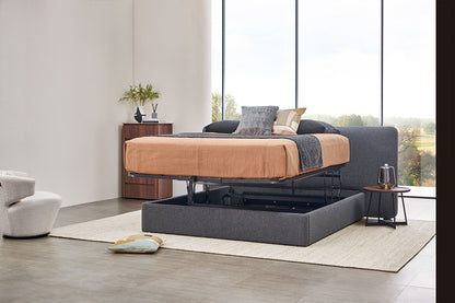 Gainsville GC2237 Italian Modern Upholstered Bed